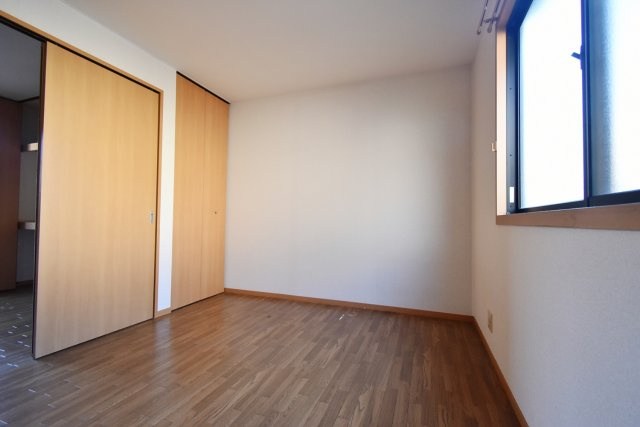 ハイツ・ツゥ・サティの洋室