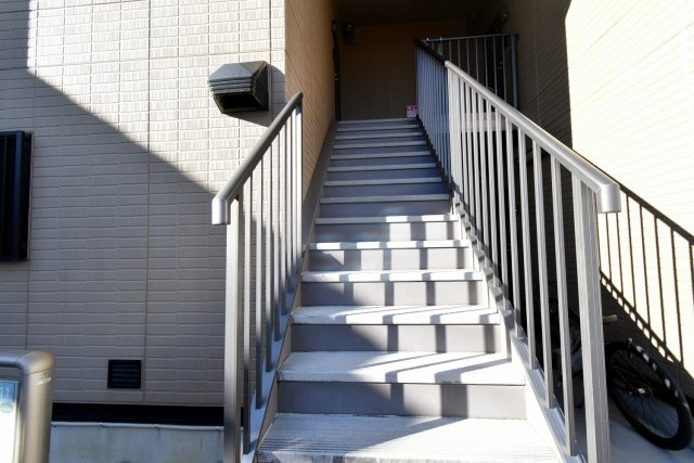 ハイツ・ツゥ・サティのバルコニー