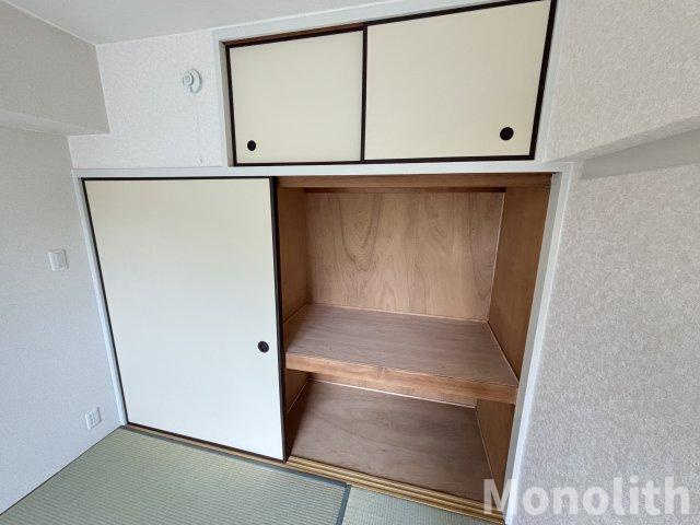 泉北鴨谷台３丁6号棟の収納