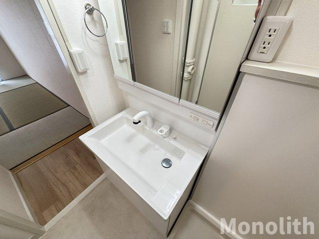 泉北鴨谷台３丁6号棟の洗面所