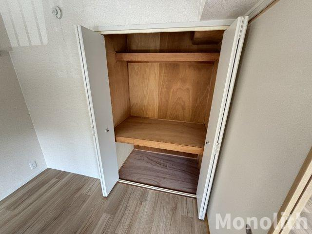 泉北鴨谷台３丁6号棟の収納