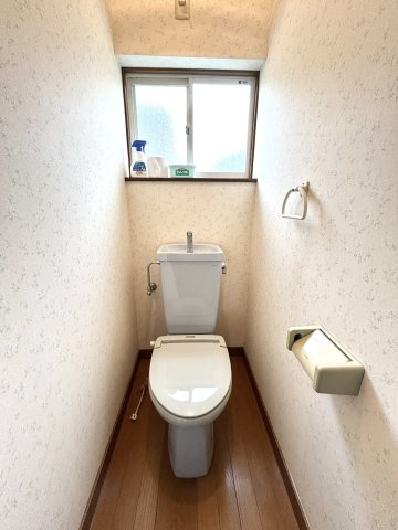 中古住宅　下真桑のトイレ|1Ｆ