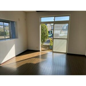 江南市木賀本郷町東の一戸建ての居間・リビング