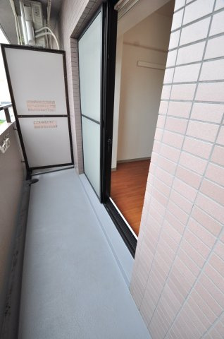 大阪市都島区都島中通３丁目の賃貸マンションのバルコニー
