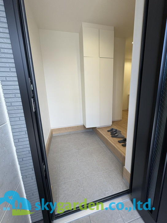 茅ヶ崎市東海岸北5期　新築戸建　全1棟1号棟の玄関