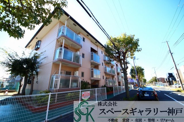 ランベール池北の外観