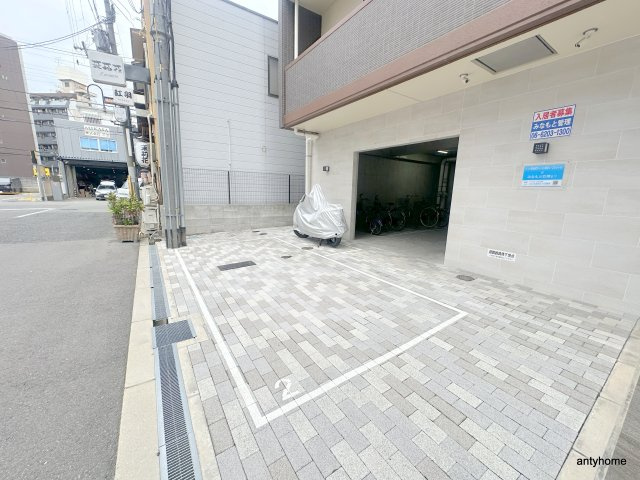 AQUA　GALAXYの駐車場