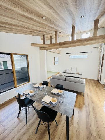 Chigasaki Family Base｜家族の“好き”がつまった家のキッチン