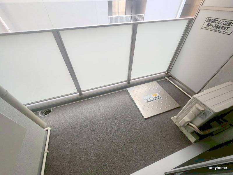 BLAU本町東（旧BPRレジデンス本町東）　仲介手数料無料のバルコニー