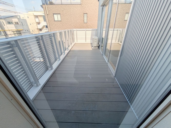 千種３丁目事務所のバルコニー