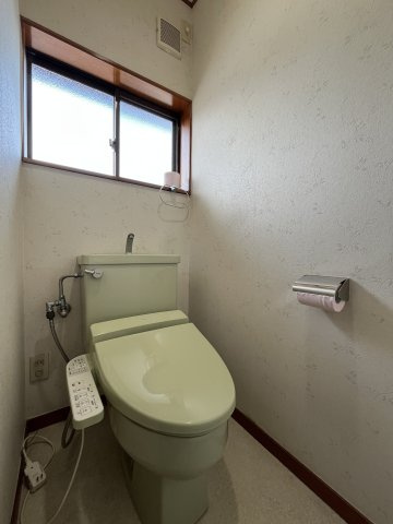 中古住宅　岩井1丁目のトイレ