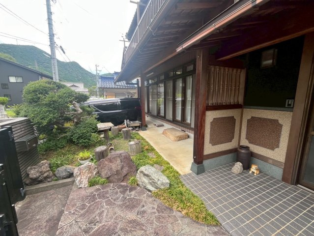中古住宅　岩井1丁目の庭
