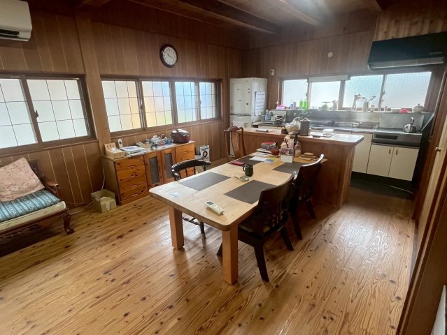 中古住宅　岩井1丁目のダイニング