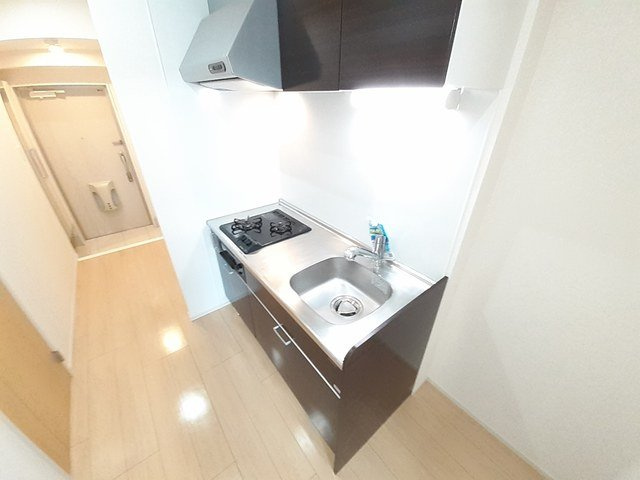 【キッチン】 | イーストヒル | コンパクトなキッチンで掃除もラクラク