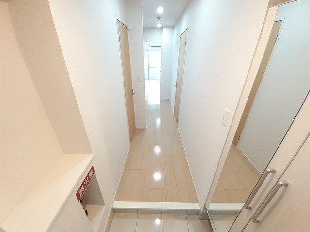 【玄関】 | イーストヒル | ゆったりとした玄関です