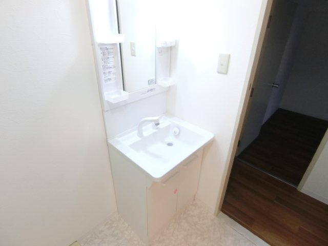 ガーデンハイツ飯坂Ⅱの独立洗面台