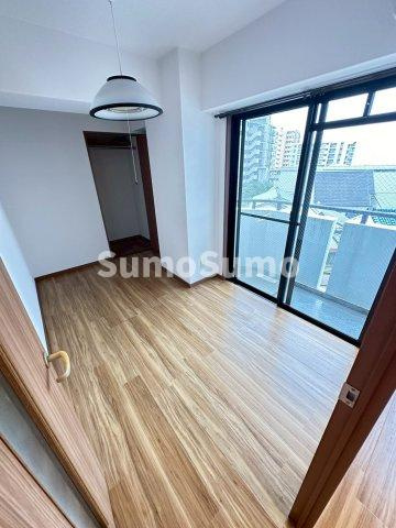 コーラル五色山の寝室|使い勝手のいい寝室です