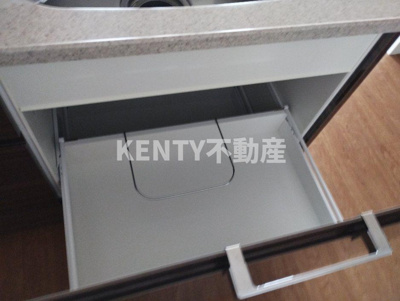 【収納】 | ＯＲＳＵＳ大鳥居 | 大きなスペースがあり、収納には困りません