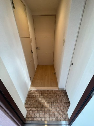 コート新栄　名古屋市賃貸　仲介手数料無料の玄関