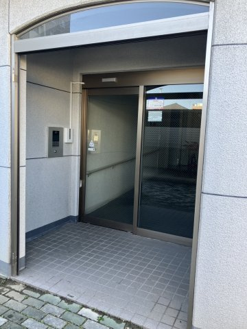 ドラゴンマンション新潟新和壱番館のエントランス