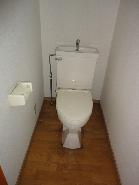 ラ・セゾン司のトイレ