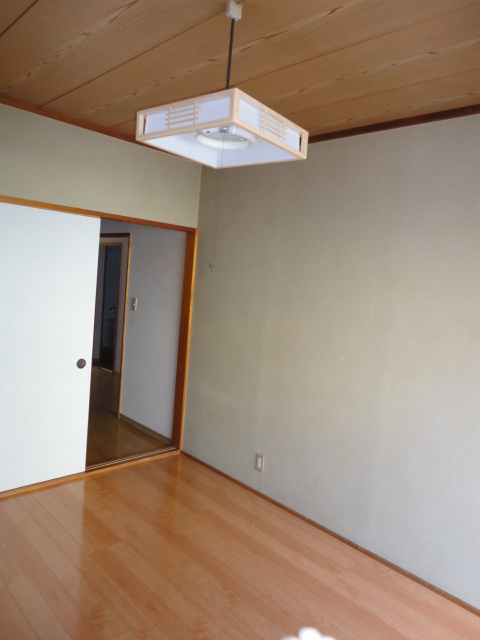 ラ・セゾン司の居間・リビング