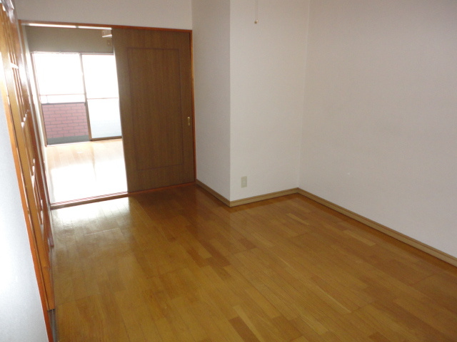 ラ・セゾン司の居間・リビング