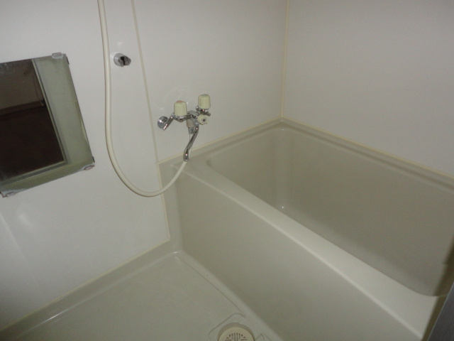 ラ・セゾン司の浴室