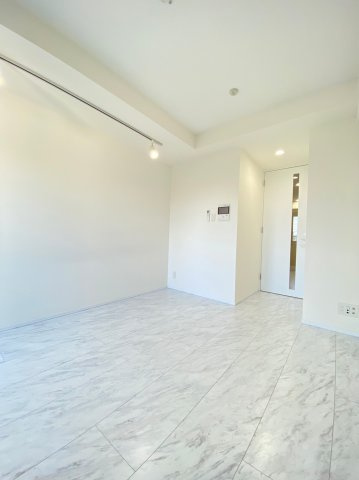 ステージファースト浅草桜橋の居間・リビング