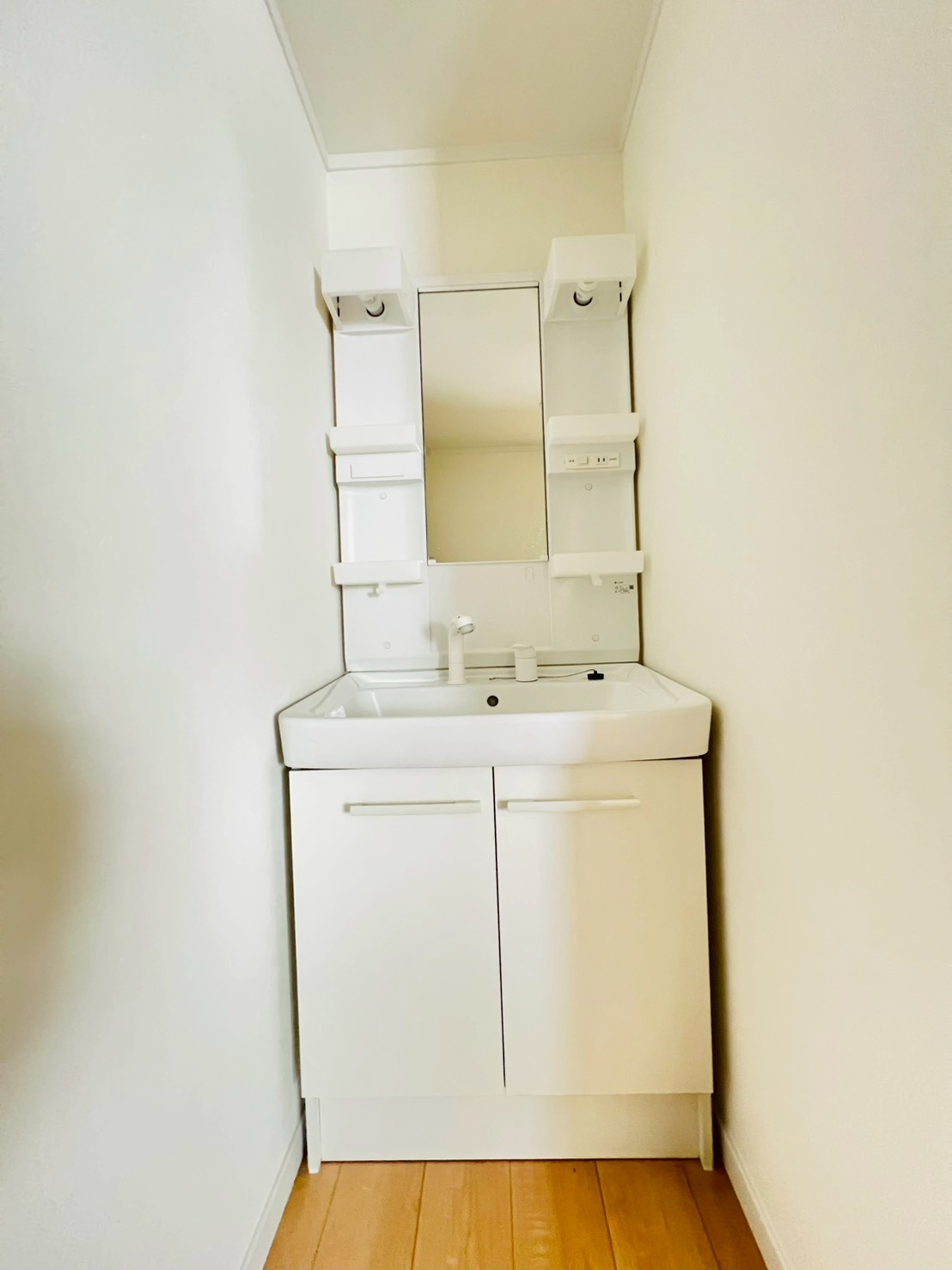 レグルス新明の洗面所