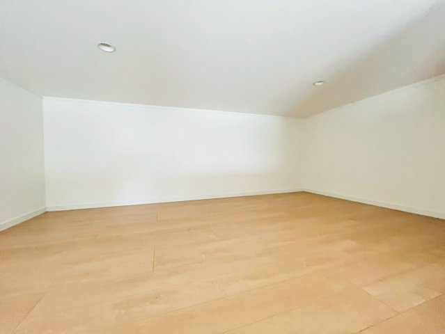 レグルス新明の寝室