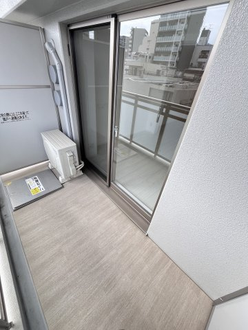 大阪市都島区都島北通１丁目の賃貸マンションのバルコニー