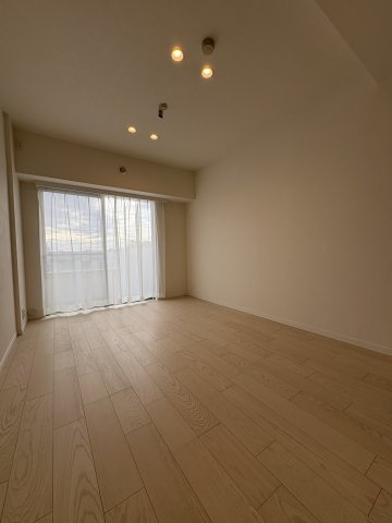 Sea View ― 江ノ島ビューと100㎡超のゆとりを日常に ―の洋室