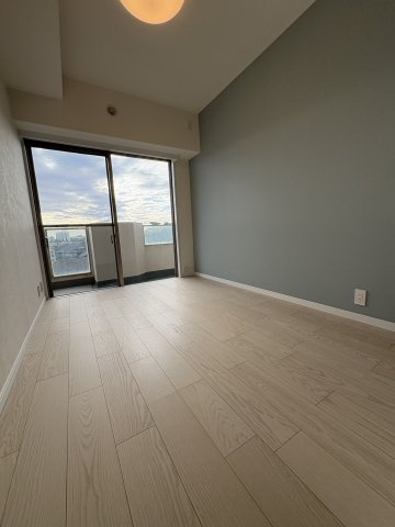 Sea View ― 江ノ島ビューと100㎡超のゆとりを日常に ―の洋室