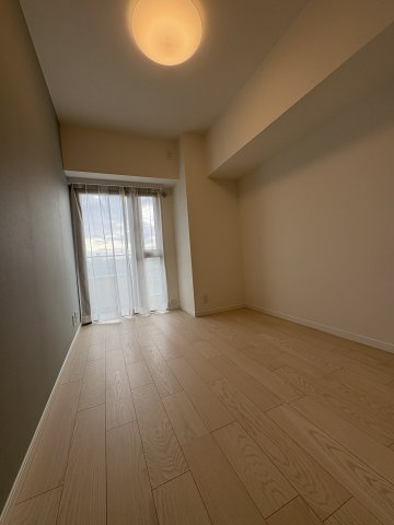 Sea View ― 江ノ島ビューと100㎡超のゆとりを日常に ―の洋室