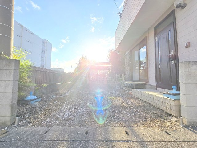 青梅市新町3丁目　中古戸建の駐車場