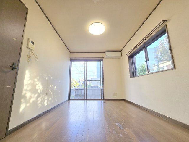 青梅市新町3丁目　中古戸建の居間・リビング