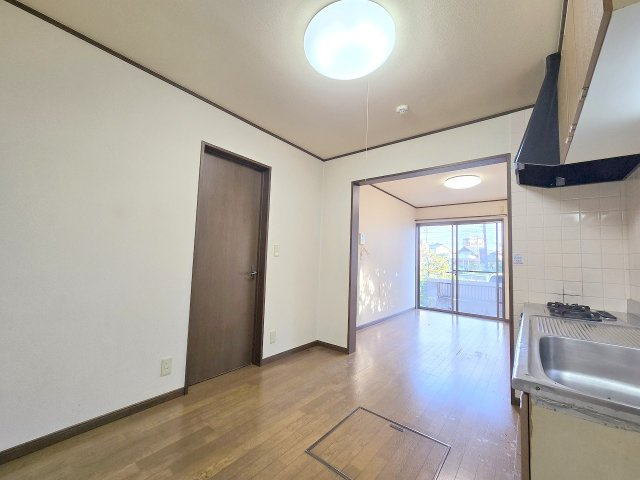 青梅市新町3丁目　中古戸建の居間・リビング