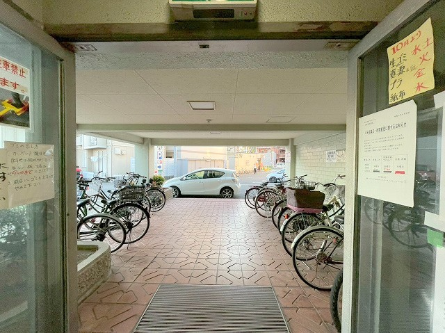 第2和田マンションのエントランス