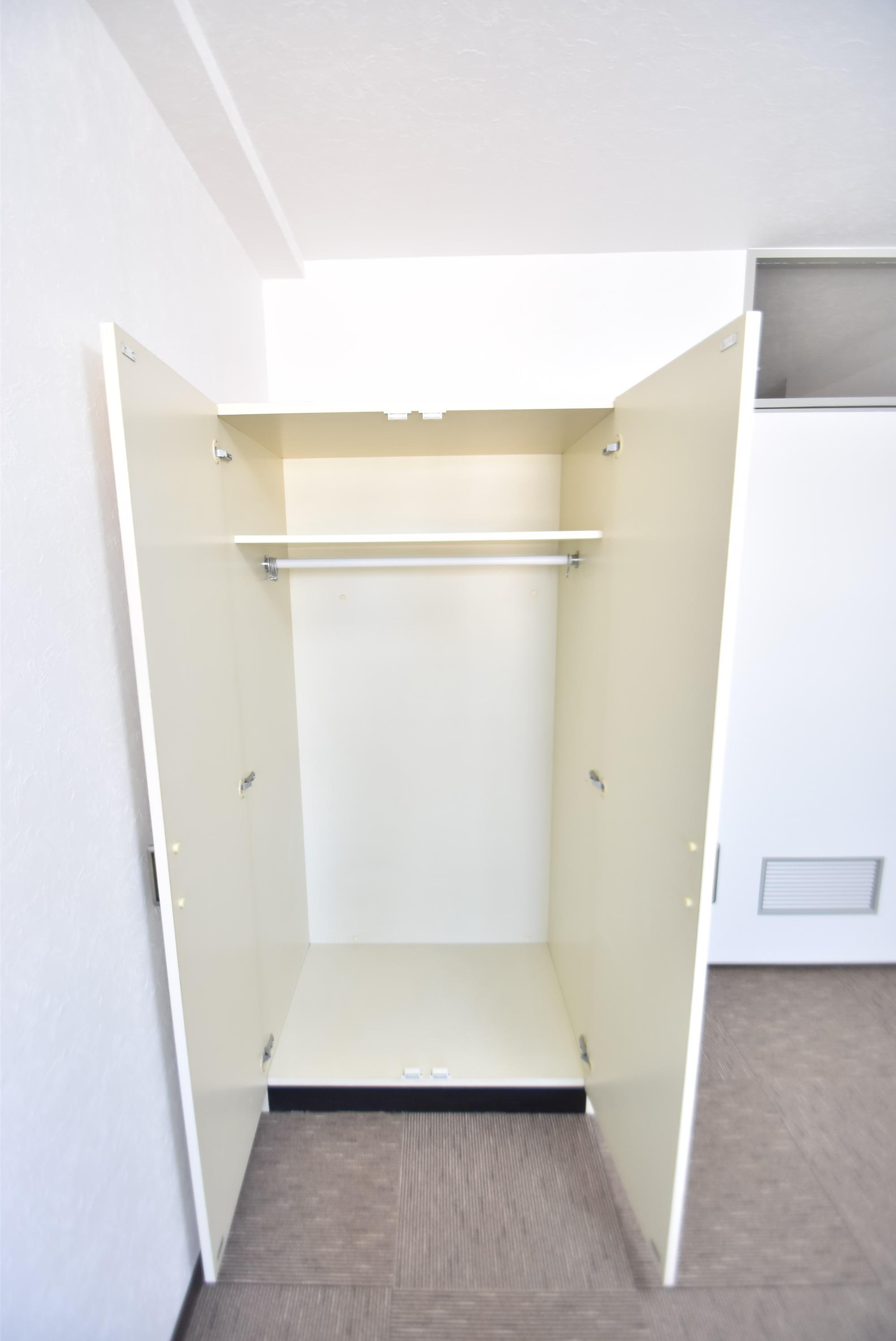 大阪市都島区片町１丁目の賃貸マンションの玄関