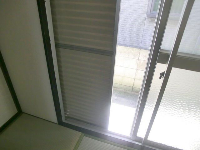 光ハイツのその他|雨戸が付いてます。