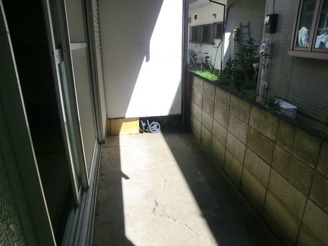 光ハイツのバルコニー|テラススペース。