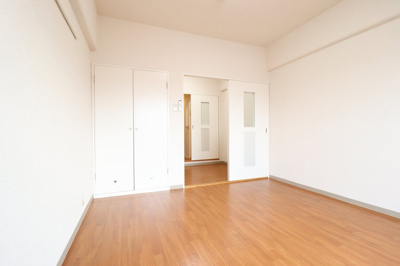 【寝室】 | 楠青山ビル別館