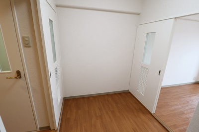 【居間・リビング】 | 楠青山ビル別館