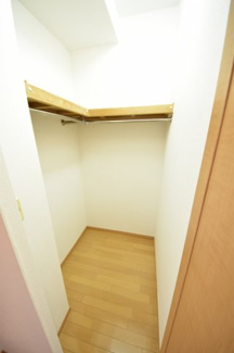 【収納】 | アーバングリーン神戸元町(旧アーデンタワー神戸元町)