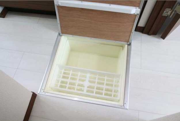 ファーストインプレス　ネット無料　駅近　オートロックの設備