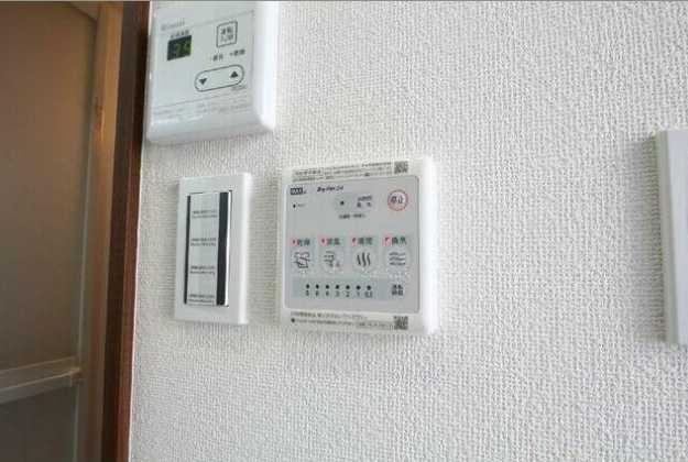 ファーストインプレス　ネット無料　駅近　オートロックの設備