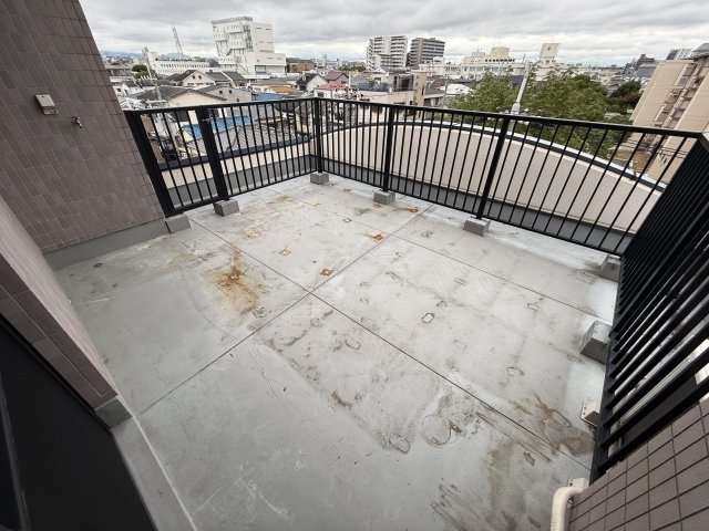 サンハイツ豊中のバルコニー