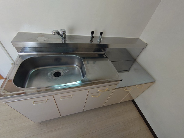 ガスコンロが置ける綺麗なキッチンです。