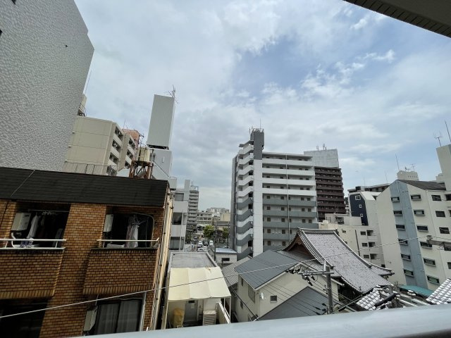 バルコニーから見た眺望です